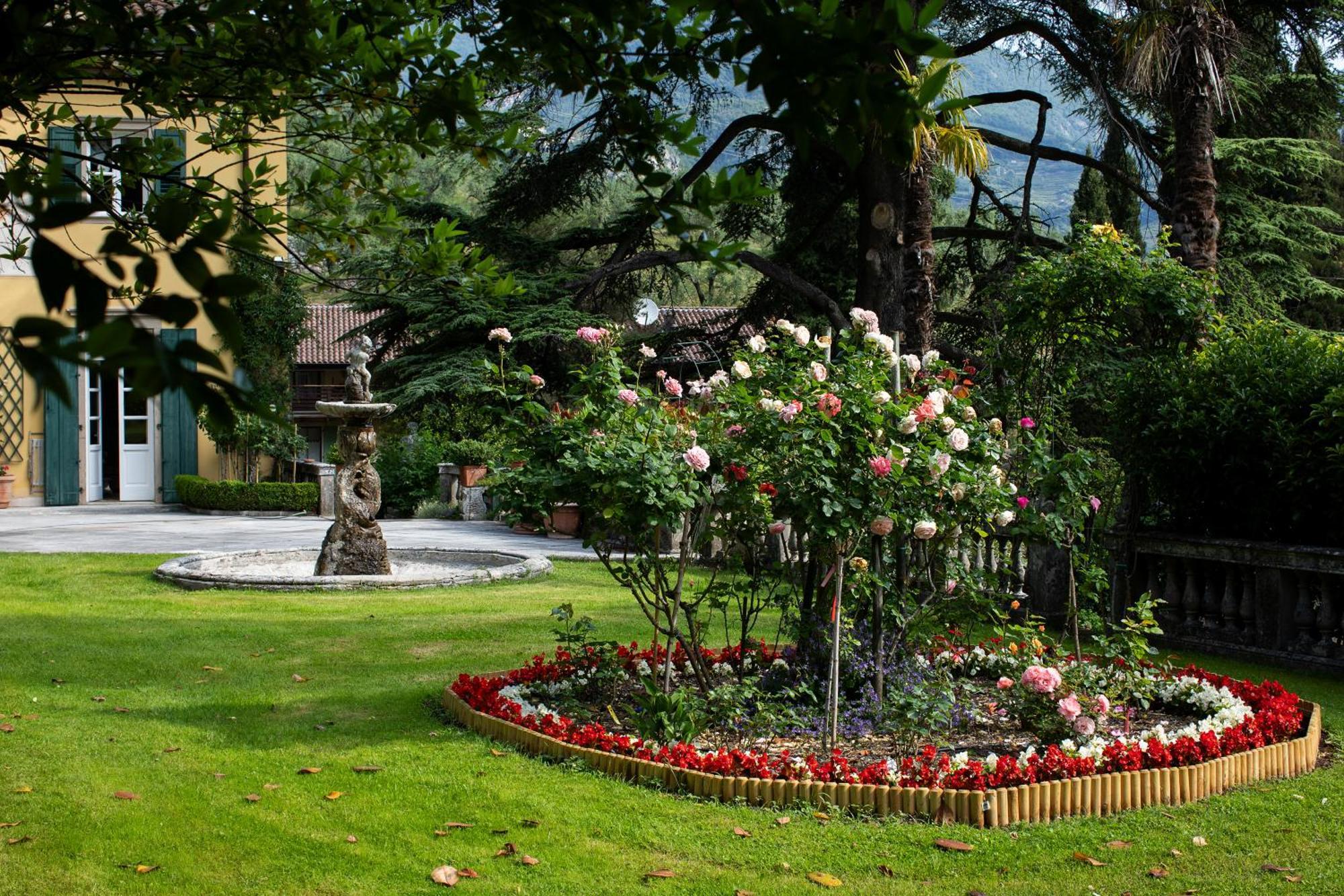 Villa Angelica Riva del Garda Ngoại thất bức ảnh